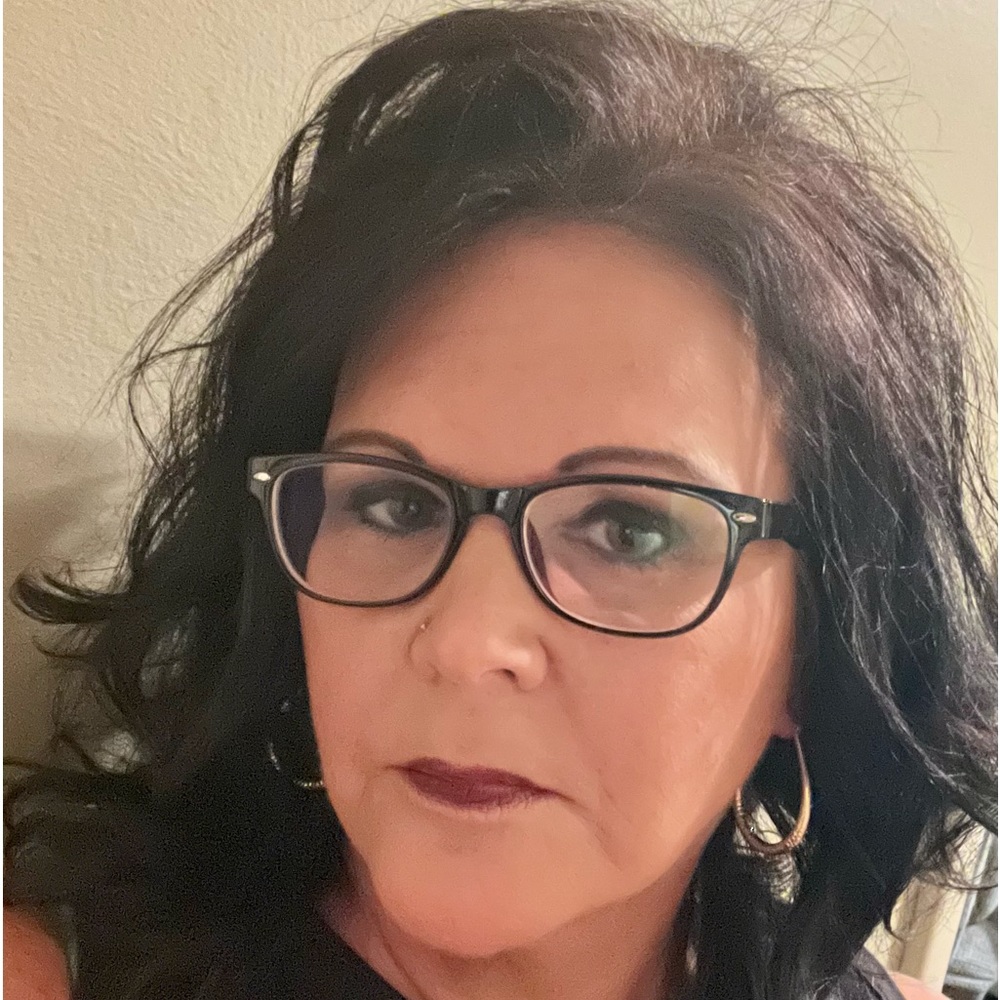 Meet your Posher, Andres